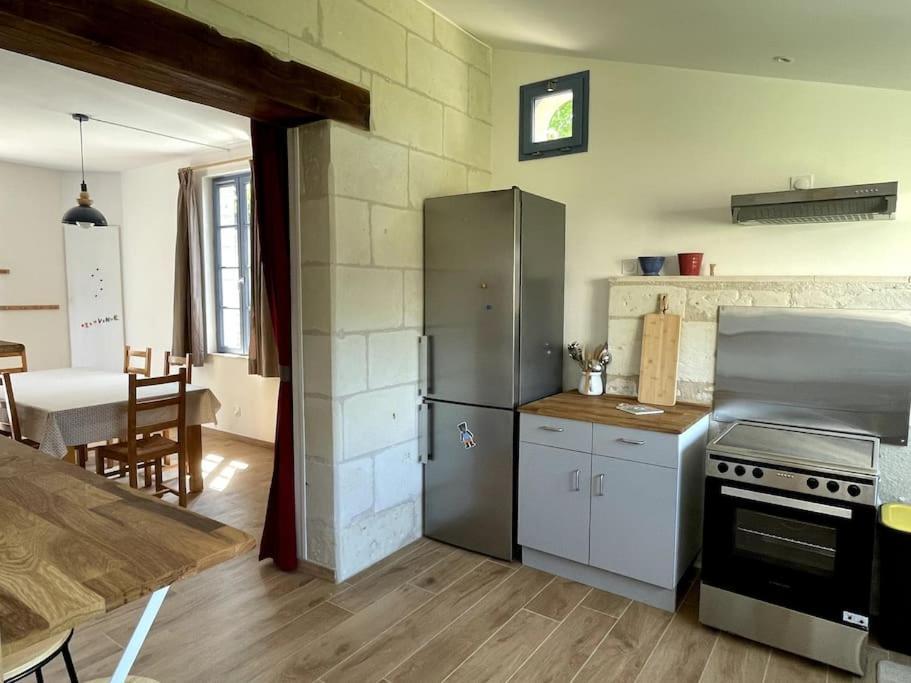 Chez Juliette - Maison Et Jardin - Bord De Loire A โซมูร์ ภายนอก รูปภาพ
